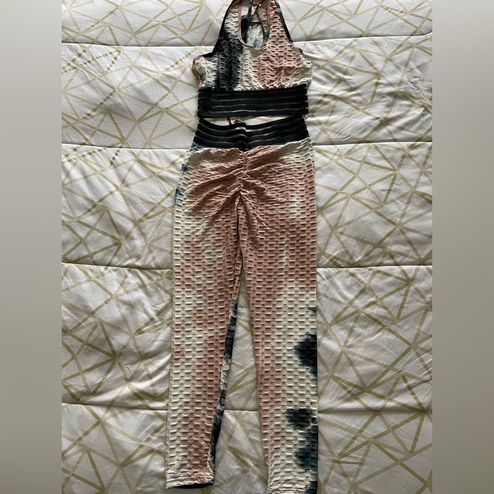Woman Two piece body-set.